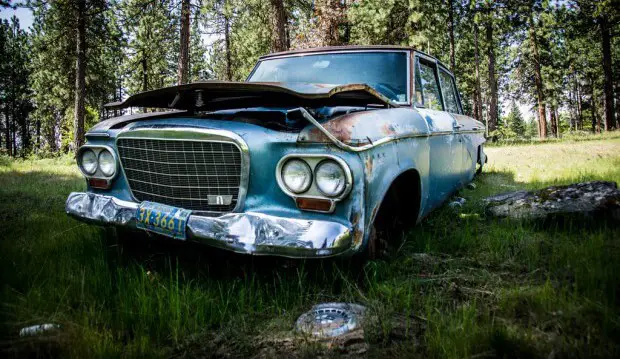 Pros and Cons of Selling Your Car